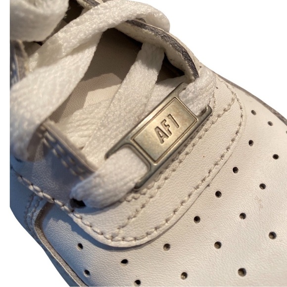 Nike Air Force 1 Low '06 Sneakers White Streetwear Y2K Boys Youth Size 4.5 - Picture 6 of 11